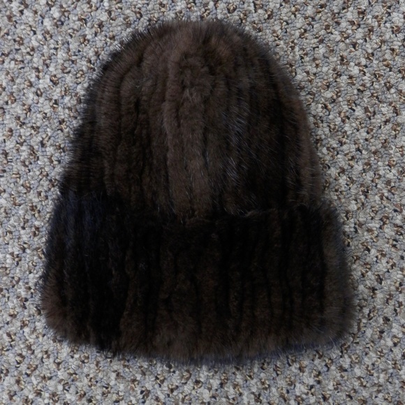 SALE Natural Brown Knitted Mink Fur Stretch Beanie - Picture 1 of 2